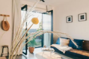 Stylish Boutique Apartment 45m2 w Stunning Views